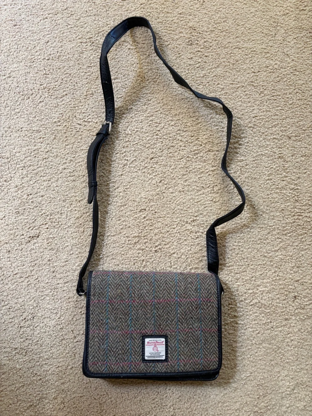Harris Tweed Hand Woven 100% Pure Wool Messenger Bag with Black Leather Strap